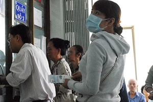 Tăng giá dịch vụ y tế: Người bệnh được lợi?