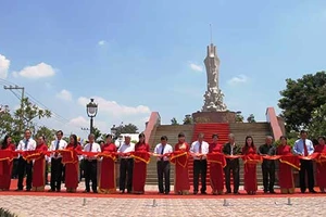 Khánh thành tượng đài nghĩa sĩ Cần Giuộc