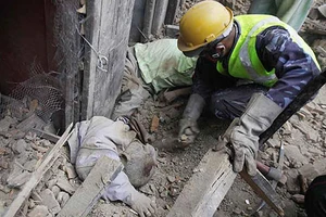 Nepal trong ‘tình trạng chiến tranh’