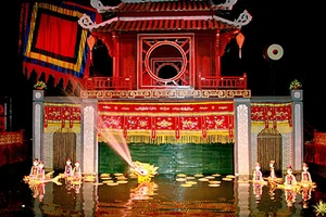 Rối nước Rồng Vàng đi Canada và Mỹ