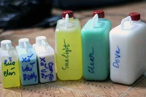 Đằng sau sự thơm tho là chất độc hại người