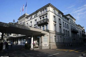 Khi FIFA trở thành máy in tiền