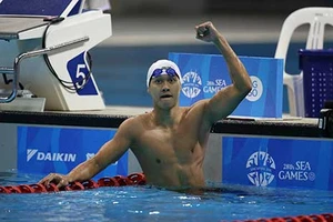 Bơi VN tại SEA Games 28: Xuống nước gặt vàng