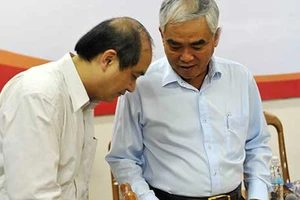Tổng cục TDTT ‘thả cửa’ cho VFF ‘chạy’?