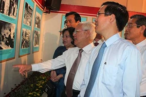 Triển lãm ảnh về cố Tổng Bí thư Nguyễn Văn Linh