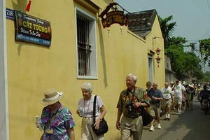 Đối xử với du khách như chính người thân