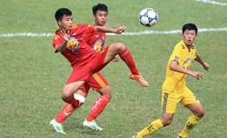 Vui, buồn ở sân chơi trẻ