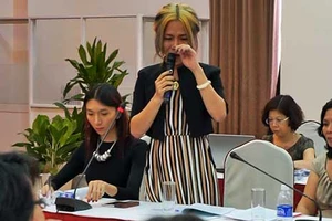 Cho ‘giới thứ ba’ chuyển đổi giới tính?