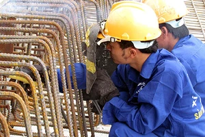 Rủi ro ung thư cao ở người làm ca đêm 