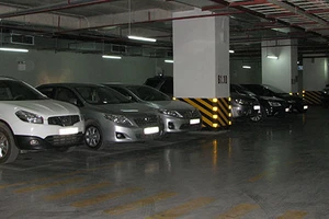 Vẫn cấp giấy đỏ chỗ đậu xe ở chung cư