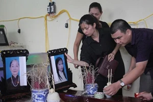 Tiễn tám người trong một nhà bị mưa lũ vùi lấp