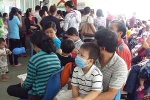 Người bệnh còn ít hài lòng bệnh viện công