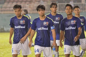 ‘Tôi rất buồn nếu ‘đám trẻ’ nhà bầu Đức rớt hạng!’