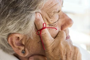 Sống lâu nhưng ít khỏe mạnh hơn