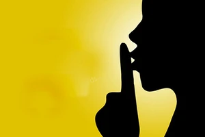 Quy định ‘quyền im lặng’: Muộn còn hơn không!