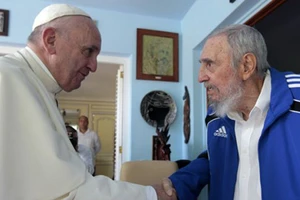 Đức Giáo Hoàng - cầu nối ngoại giao 