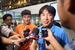 Đánh cược với HLV Miura