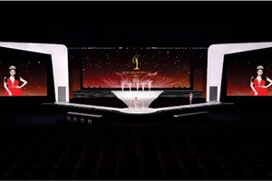 Sân khấu chung kết thi hoa hậu hình hồng hạc