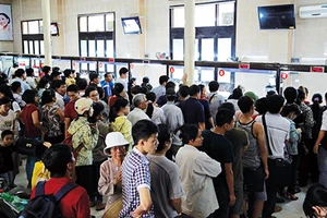 Mách nước mua vé tàu tết