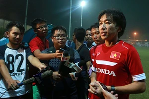 Đội tuyển VN tập trung: Ông Miura lo xa!