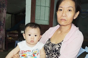 Hỗ trợ cho con trai của sản phụ chết do sốc thuốc