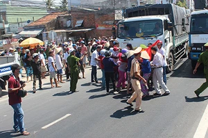 Cam Ranh: Vận động dân vì dự án quốc phòng