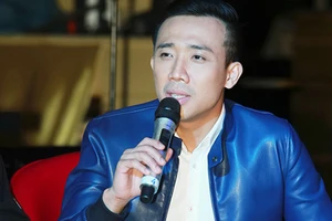 Trấn Thành ngồi ‘chặt chém’ nghệ sĩ