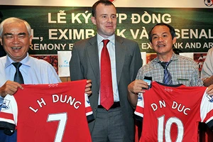 Khi bầu Đức muốn ‘gồng’ đội tuyển…