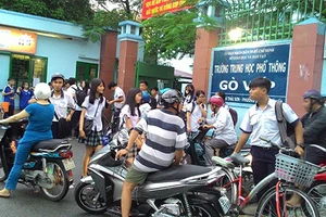 Học thêm theo tổ hợp môn để định hướng thi cử!?