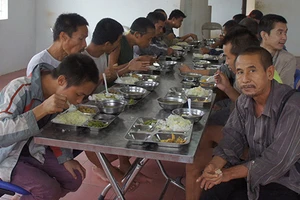 Vụ ‘bớt xén’ của người tâm thần: ‘Nói không tư túi là không đúng!’