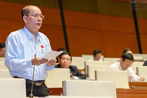 Không được bắt dân ‘gánh lỗ’ cho DNNN 