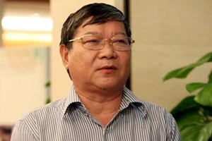 Có quan chức chạy những ‘chuyến tàu vét’ cuối cùng