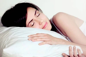 Vì sao nhiều bà thức sớm hơn gà?