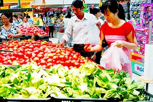 Siêu thị Việt liệu có phải 'bán mình' cho đại gia ngoại ?