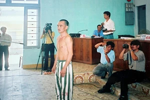 Ông Huỳnh Văn Nén thoát án tử ra sao?