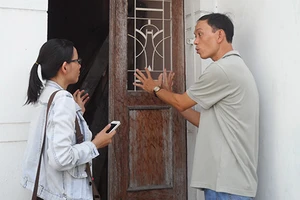 Nhà không cháy vẫn bị phá cửa kiểm tra