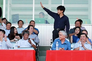 VFF và HLV Miura: Loại HLV Miura để lấy tài trợ đậm?