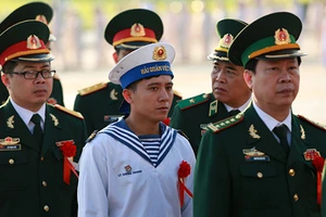  Không tiếc thân mình cho chủ quyền Tổ quốc