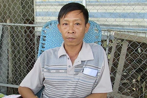 Bảo vệ dân phố còng tay học sinh lớp 7