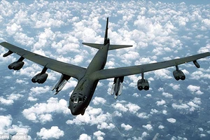 Trung Quốc tố máy bay B-52 Mỹ khiêu khích