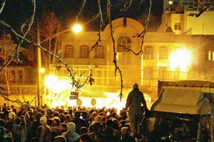 Đại sứ quán Saudi Arabia bị đốt