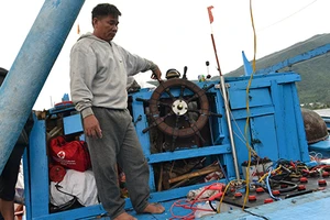 Cần chặn hành vi vô nhân đạo của tàu Trung Quốc