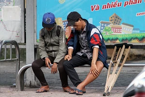 Lối thoát nào cho người nghiện lang thang?