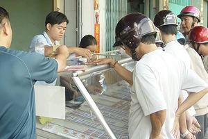 Giám đốc công ty xổ số thu nhập ‘khủng’ nói gì? 