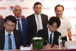 Sau HLV Miura còn ai nữa?