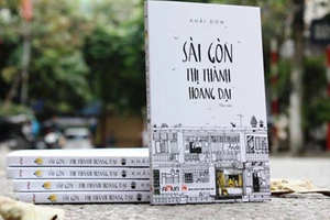 Sài Gòn thị thành hoang dại yêu hàng rong