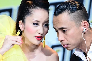 Chí Anh và Khánh Thi ‘tái hợp’ để ‘chặt chém’ nhau 