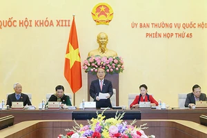 Không tán thành lùi Luật Biểu tình