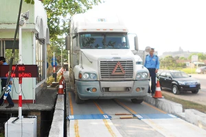 Người tố cáo ‘cho xe qua trạm’ bị đe dọa