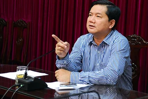 Bí thư Đinh La Thăng: Đừng nói chủ trương nữa